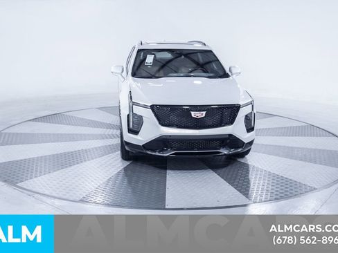 Used 2024 Cadillac XT4 Sport image 16