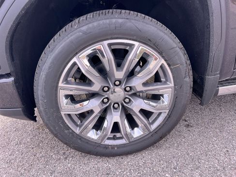 New 2026 GMC Sierra 1500 Denali w/ Denali Reserve Package image 10