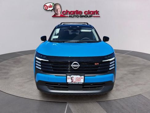 Certified 2026 Nissan Kicks SR FWD image 9
