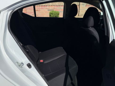 Used 2024 Nissan Sentra S FWD image 12