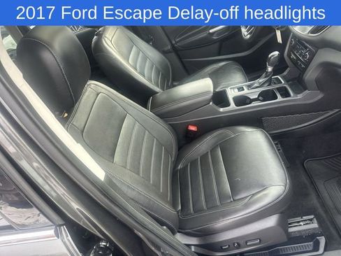 Used 2017 Ford Escape SE w/ SE Leather Comfort Package image 24