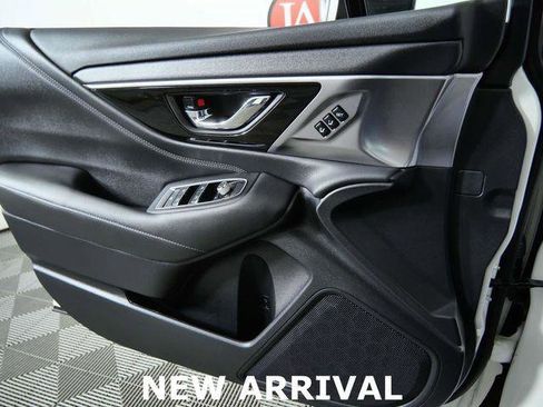 Used 2025 Subaru Outback Limited AWD/4WD image 26
