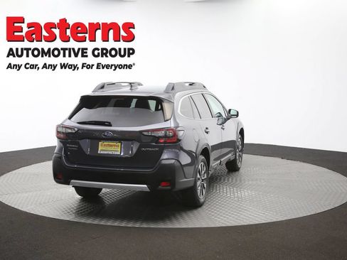 Used 2023 Subaru Outback Limited AWD/4WD image 36