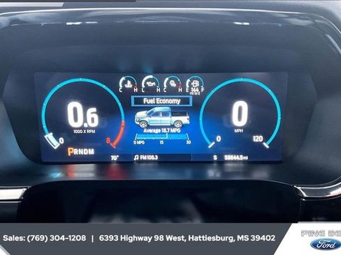 Used 2023 Ford F150 Lariat w/ Trailer Tow Package image 15