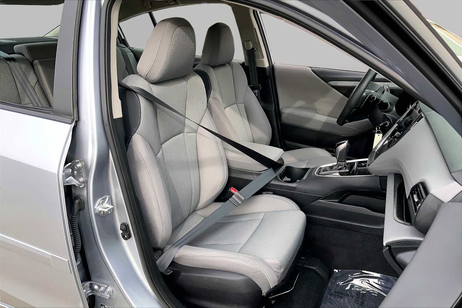 Used 2025 Subaru Legacy Premium AWD/4WD image 8