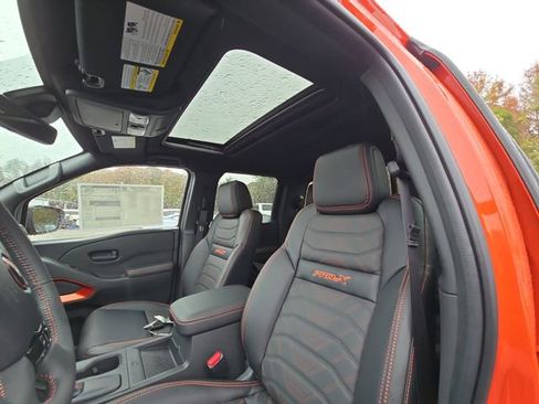 New 2026 Nissan Frontier Pro-X w/ Pro Premium Package RWD image 11
