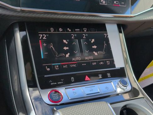 New 2025 Audi RS Q8 performance image 6