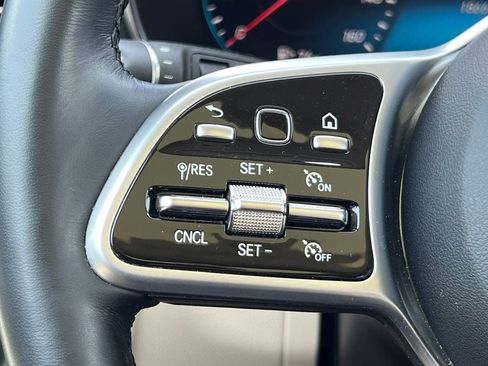Certified 2022 Mercedes-Benz GLC 300 4MATIC image 21