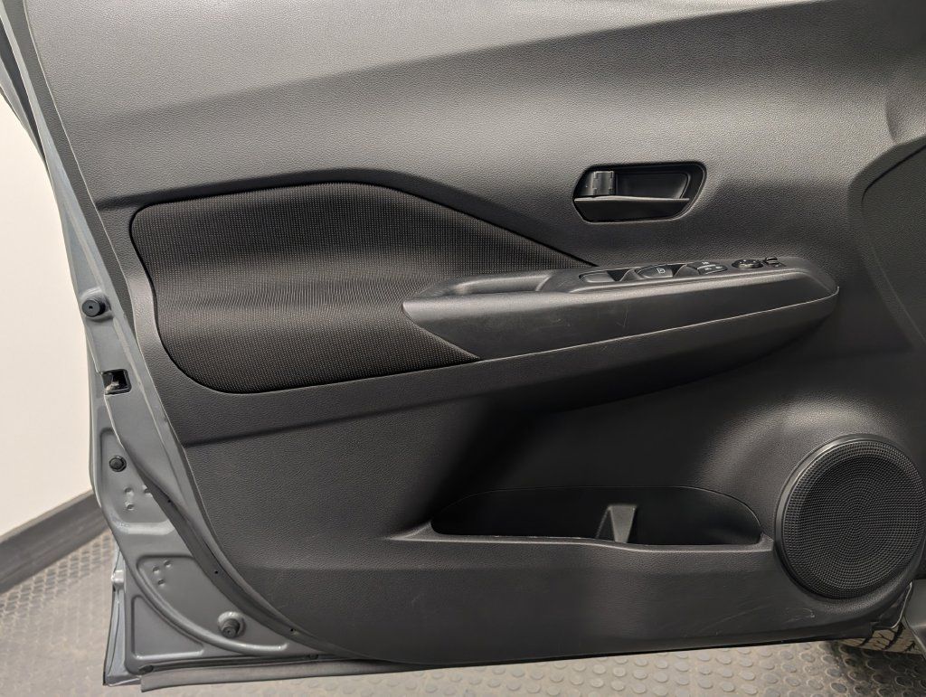 Used 2024 Nissan Kicks S FWD image 8