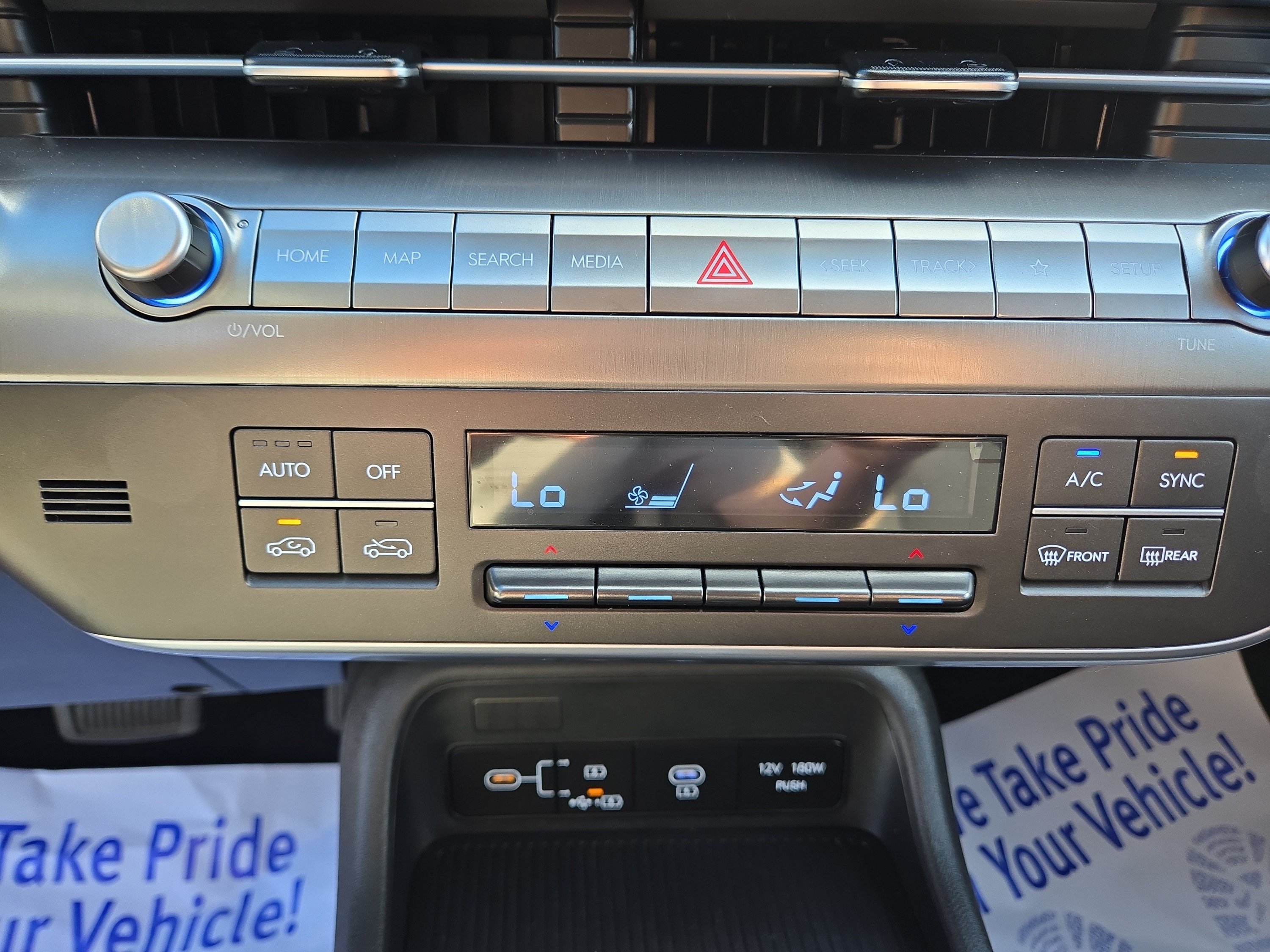 Used 2025 Hyundai Kona SEL AWD/4WD image 18