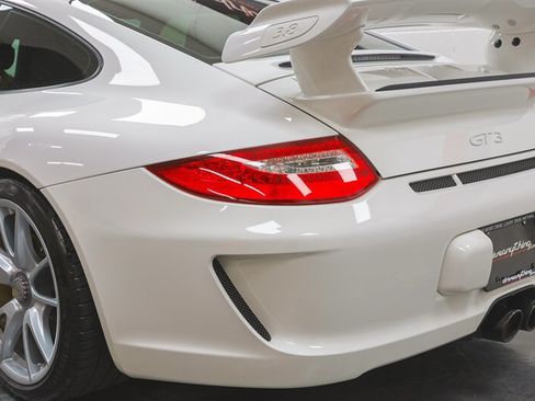 Used 2010 Porsche 911 GT3 RWD image 20