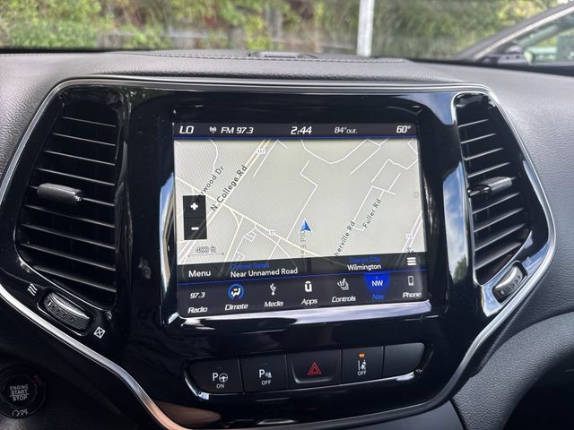 Used 2019 Jeep Cherokee Limited w/ Technology Group AWD/4WD image 22