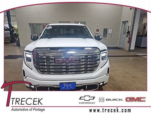 Used 2024 GMC Sierra 1500 Denali w/ Technology Package image 1