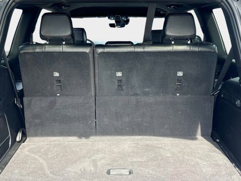 Used 2024 Jeep Wagoneer Series II image 12