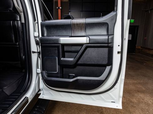 Used 2020 Ford F250 Lariat image 38