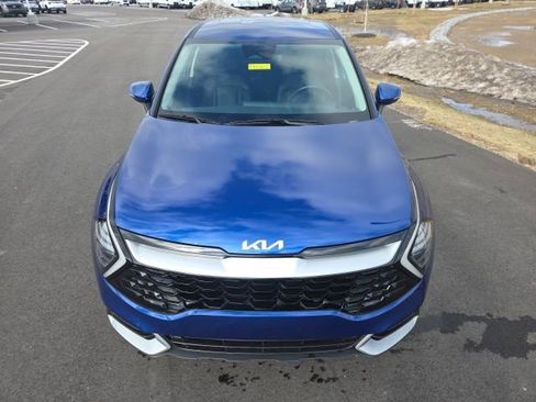 Used 2025 Kia Sportage EX image 15