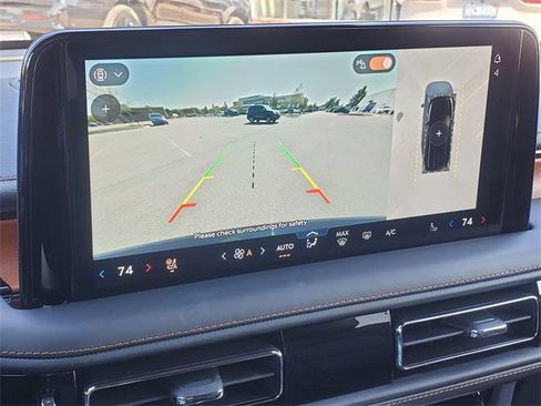 Certified 2025 Lincoln Aviator Black Label image 22