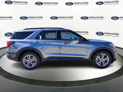 New 2026 Ford Explorer Active w/ Active Comfort Package image 6