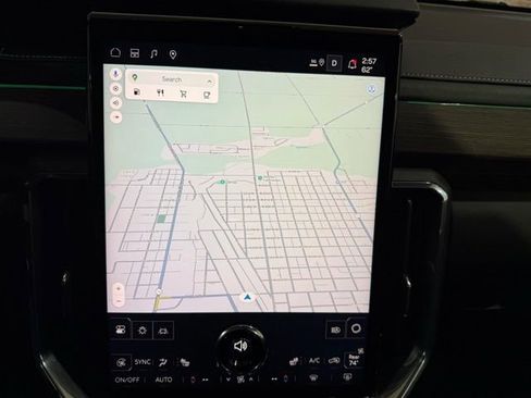 Used 2025 GMC Acadia Denali w/ Super Cruise Package image 19