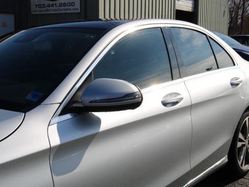 Used 2017 Mercedes-Benz C 300 Sedan image 5