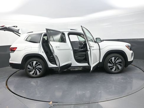 New 2026 Volkswagen Atlas SEL AWD/4WD image 36