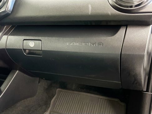Used 2023 Toyota Tacoma SR image 33