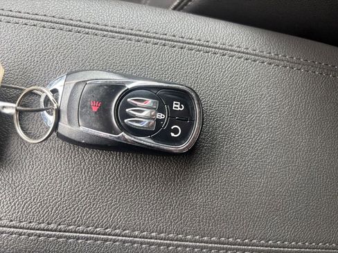 Used 2025 Buick Encore GX Preferred FWD image 21