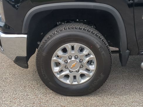 Used 2026 Chevrolet Silverado 2500 LT w/ All Star Edition AWD/4WD image 11