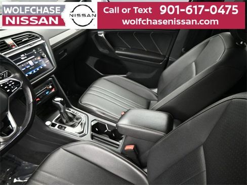 Used 2022 Volkswagen Tiguan SE R-Line image 18