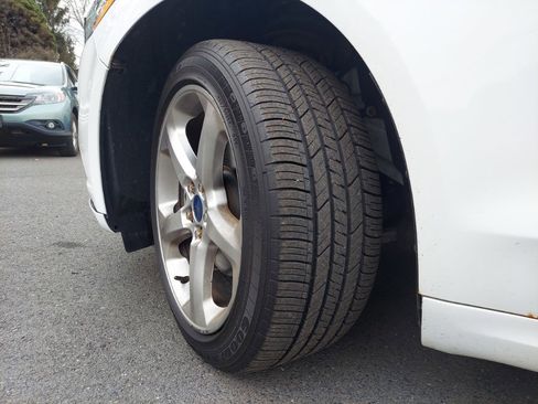 Used 2014 Ford Fusion SE image 17