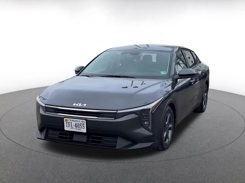 Used 2025 Kia K4 LXS image 7