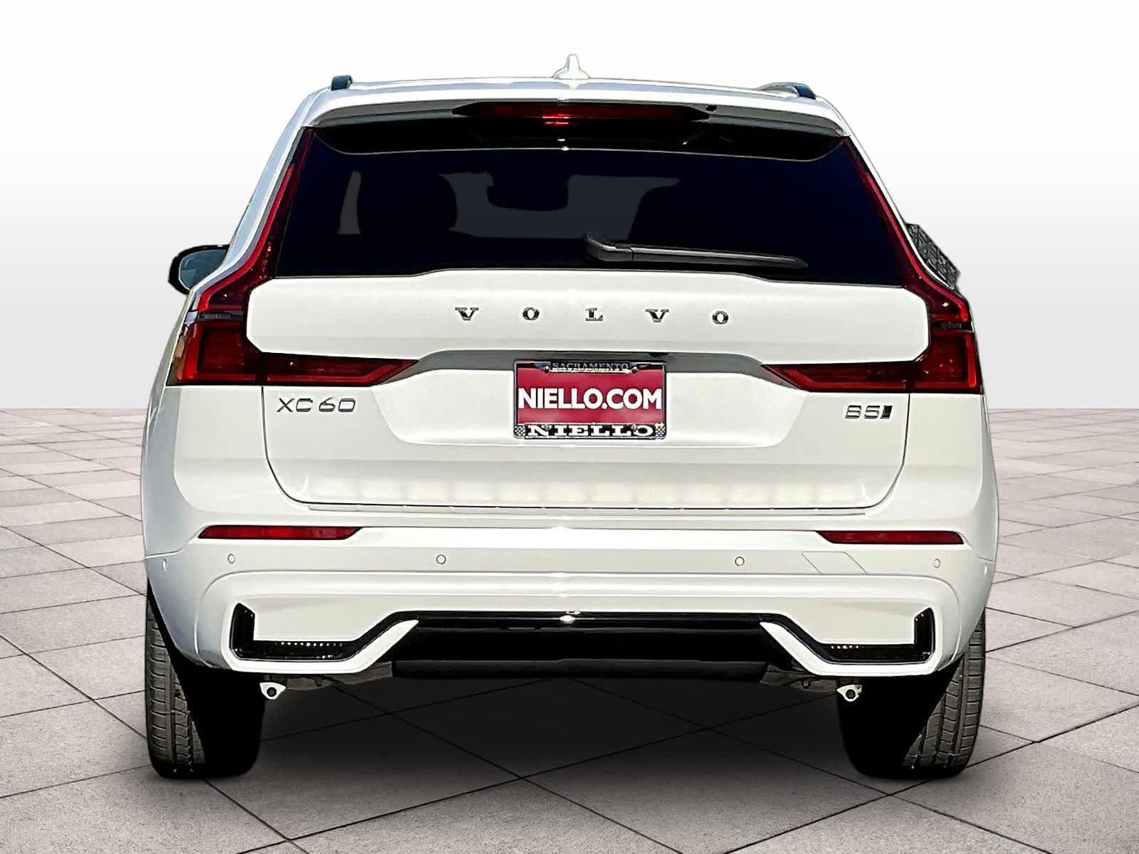New 2026 Volvo XC60 B5 Plus w/ Climate Package AWD/4WD image 6