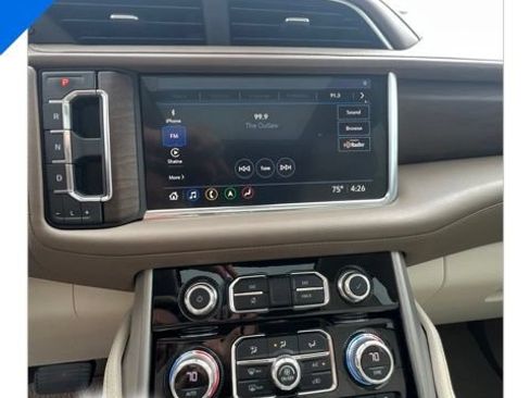 Used 2021 GMC Yukon Denali w/ Denali Premium Package AWD/4WD image 20