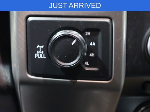 Used 2018 Ford F150 Limited image 30