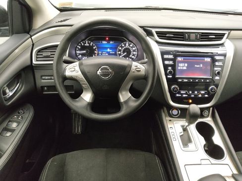 Used 2015 Nissan Murano S image 22