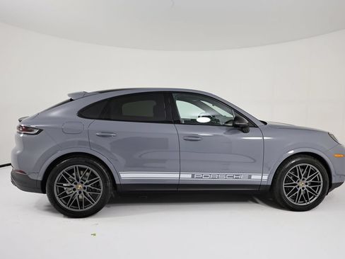 New 2026 Porsche Cayenne Coupe AWD/4WD image 8
