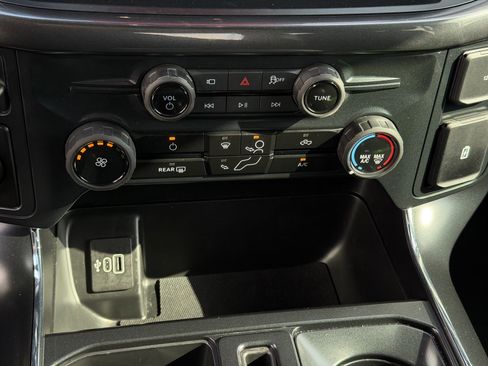 Certified 2025 Ford F150 STX w/ Equipment Group 200A image 22