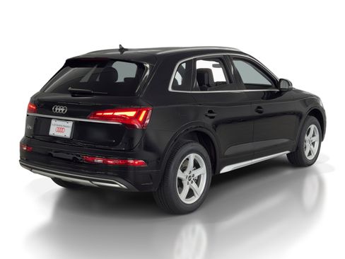 Used 2023 Audi Q5 2.0T Premium w/ Convenience Package image 9