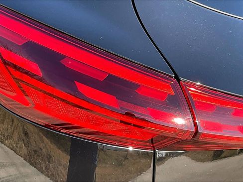 Certified 2025 Audi Q5 Premium w/ Convenience Package image 27