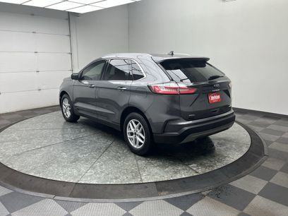 Used 2024 Ford Edge SEL w/ Convenience Package