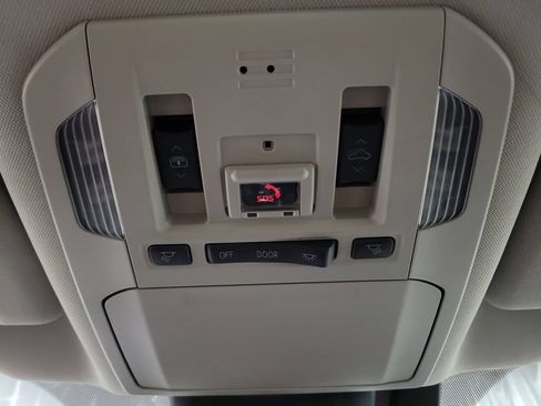 Used 2022 Toyota Highlander Platinum AWD/4WD image 22