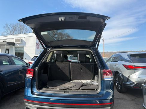 Used 2022 Volkswagen Atlas SE w/ Panoramic Sunroof Package image 10