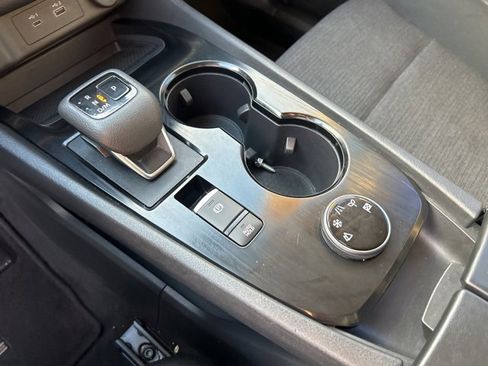 Used 2023 Nissan Rogue SV image 25