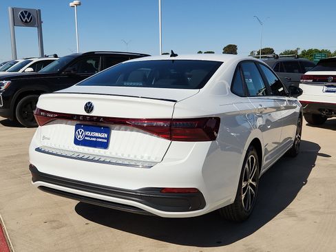 New 2026 Volkswagen Jetta Sport FWD image 7