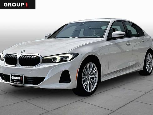 Used 2023 BMW 330i Sedan w/ Driving Assistance Package RWD image 1