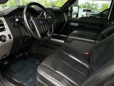 Used 2015 Ford F250 Lariat w/ Lariat Ultimate Package AWD/4WD image 10