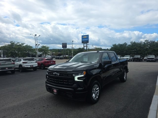 Used 2026 Chevrolet Silverado 1500 RST AWD/4WD image 6