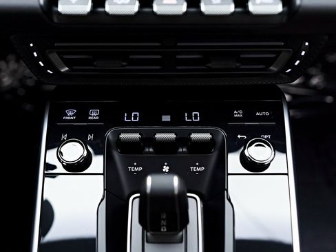 Used 2024 Porsche 911 Turbo S image 58