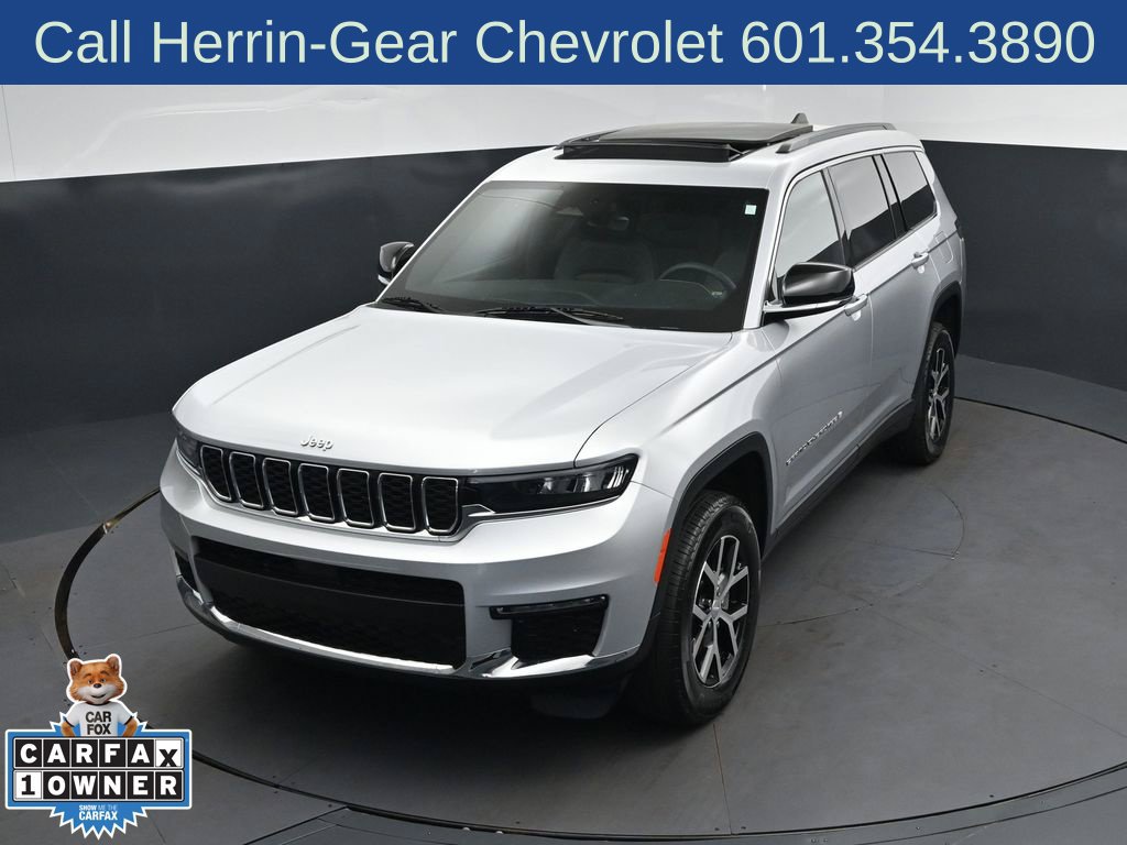 Used 2025 Jeep Grand Cherokee L Limited RWD image 30