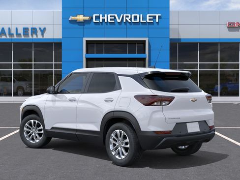 New 2026 Chevrolet TrailBlazer LS w/ LS Convenience Package FWD image 3